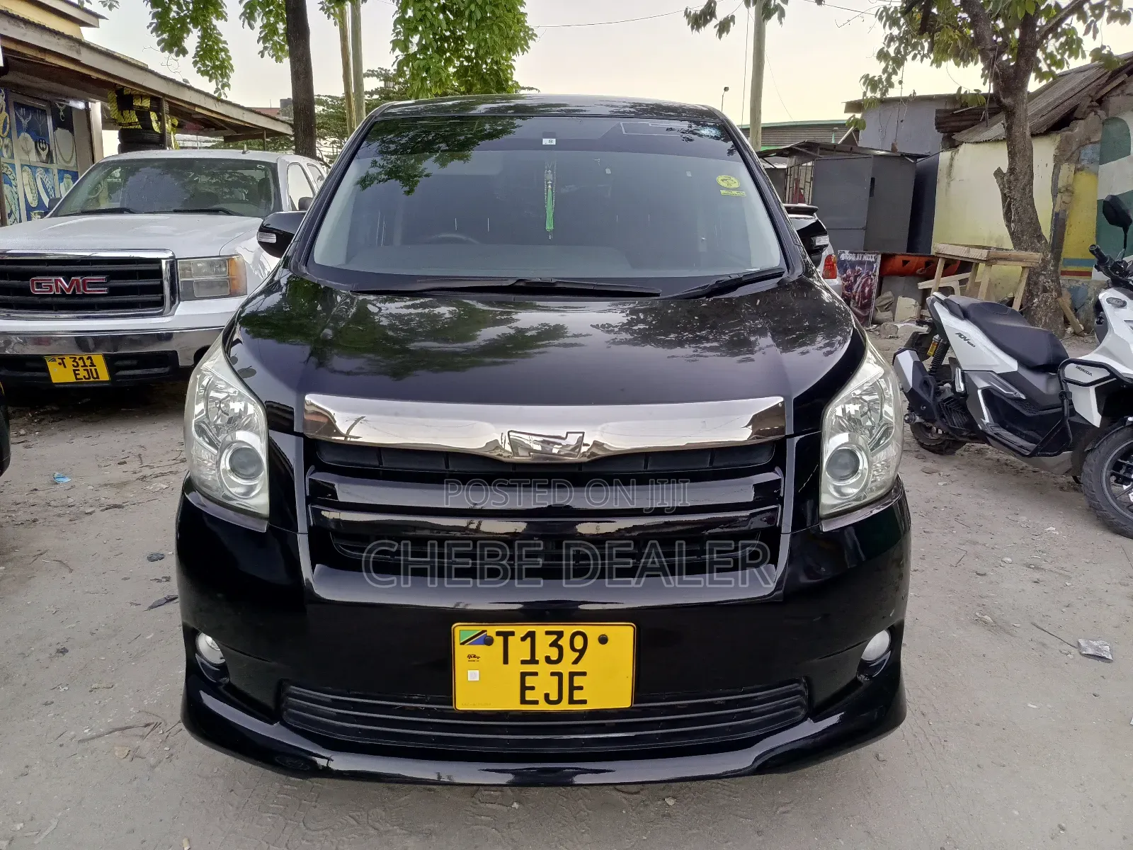 Toyota Noah 2008 Black