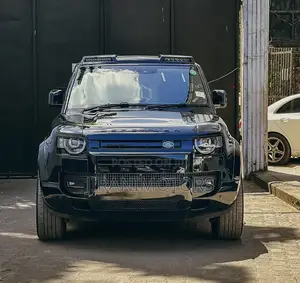 Land Rover Defender X-Dynamic HSE 2022 Black