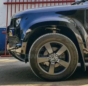 Land Rover Defender X-Dynamic HSE 2022 Black