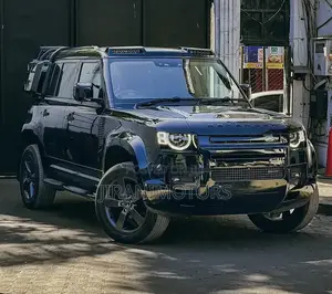 Land Rover Defender X-Dynamic HSE 2022 Black