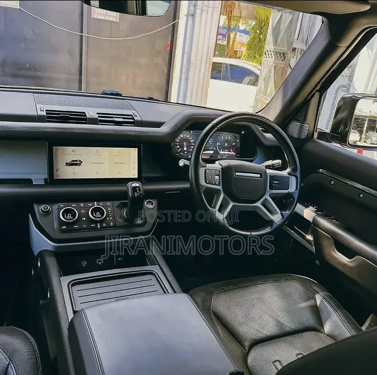 Land Rover Defender X-Dynamic HSE 2022 Black