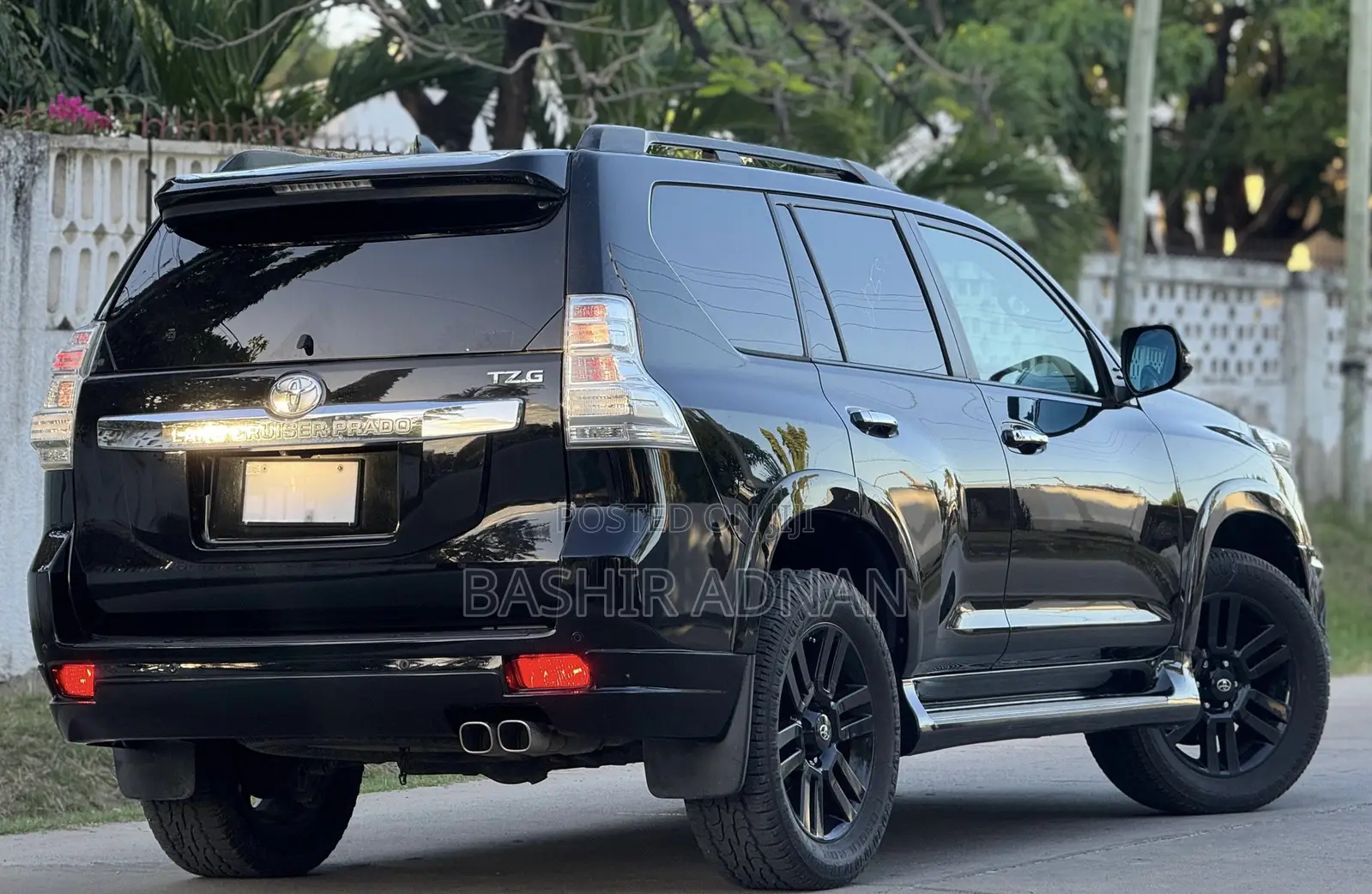 Toyota Land Cruiser Prado 2.8 D-4D 2015 Black