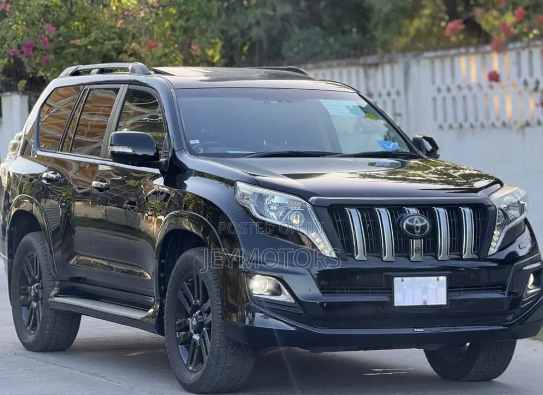 Toyota Land Cruiser Prado 2015 Black