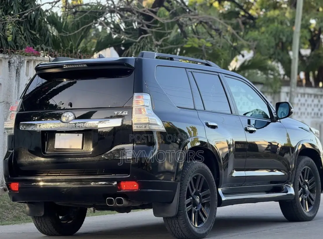 Toyota Land Cruiser Prado 2015 Black