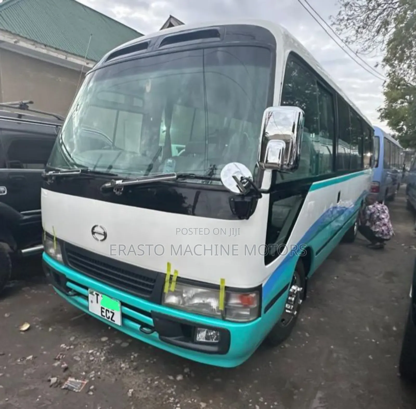 Toyota Coaster 2004 White