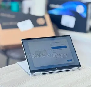 New Laptop HP OmniBook 5 Flip 16GB Intel Core I7 SSD 512GB