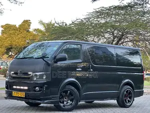 Toyota HiAce 2010 Black
