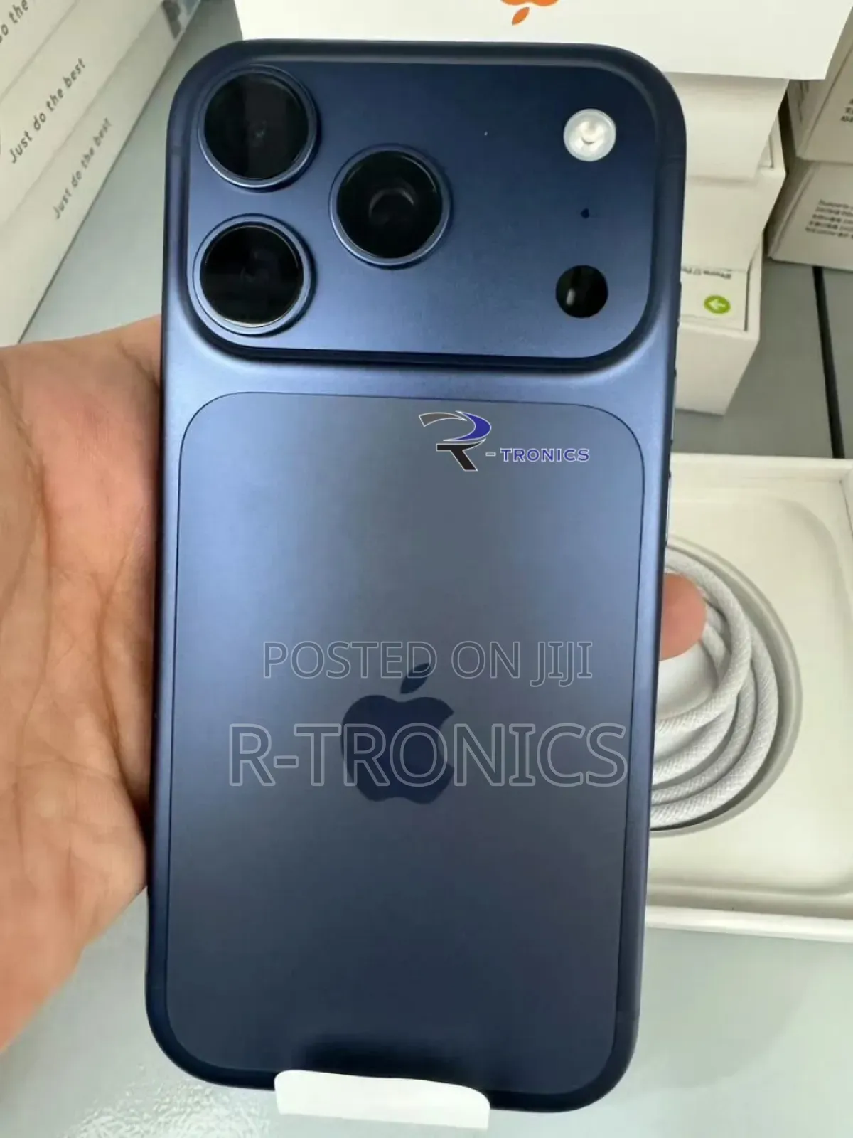 New Apple iPhone 17 Pro 256 GB Blue