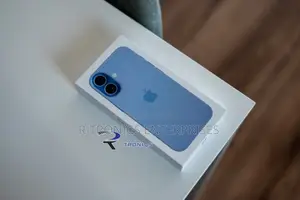 New Apple iPhone 17 256 GB Blue