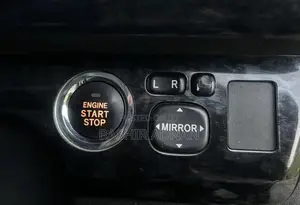 Toyota Corolla Rumion Hatchback 1.5 FWD 2010 Black