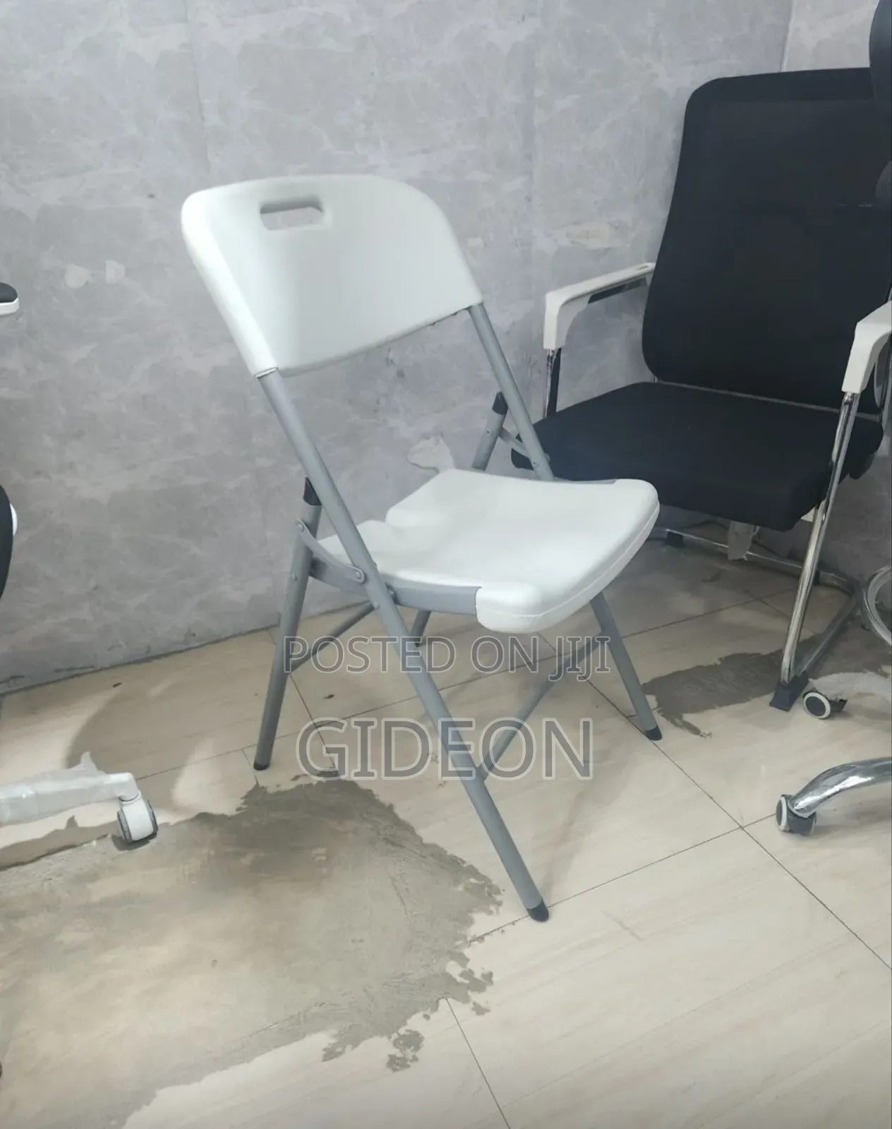 Office Chair 
Tunapatikana Kariakoo Dar Es Salaam
