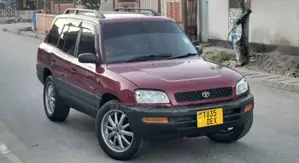 Toyota RAV4 Base 4x4 1999 Red