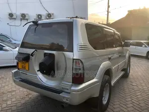 Toyota Land Cruiser Prado 2001 Silver
