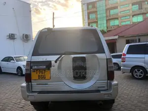Toyota Land Cruiser Prado 2001 Silver