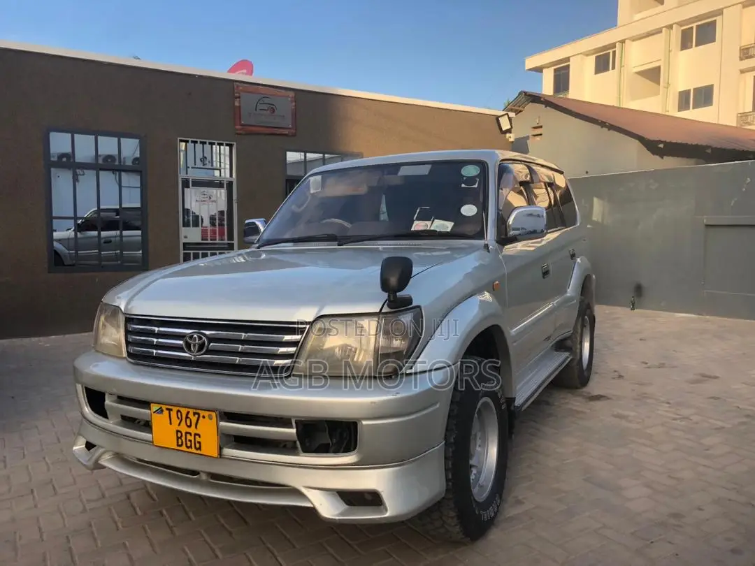 Toyota Land Cruiser Prado 2001 Silver