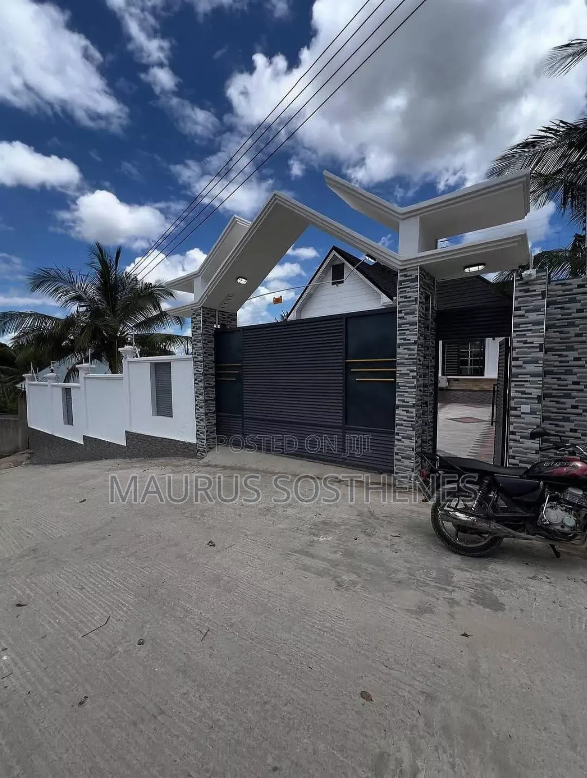 3bdrm House in Goba for sale