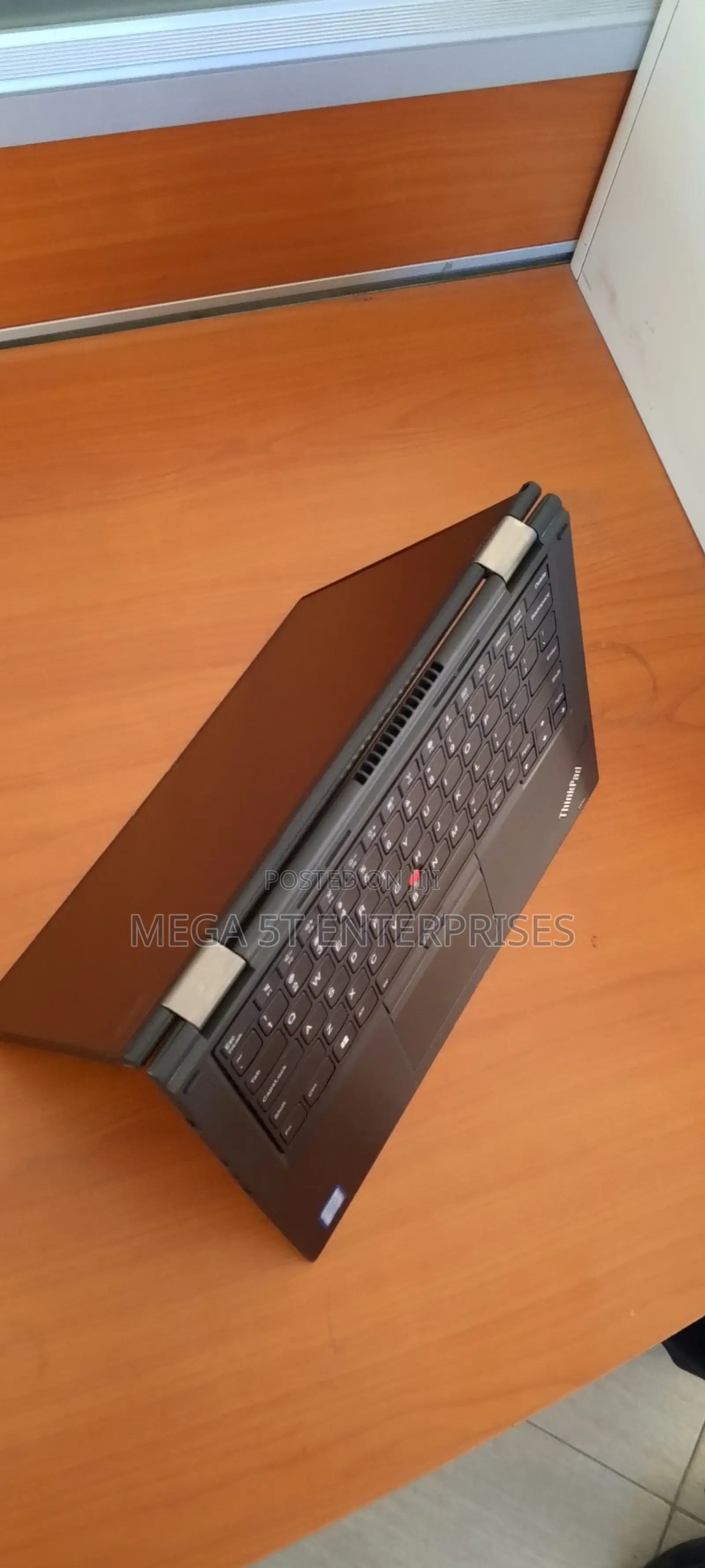 Laptop Lenovo Thinkpad X1 Yoga 16GB Intel Core I7 HDD+SSD 512GB