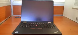 Laptop Lenovo Thinkpad X1 Yoga 16GB Intel Core I7 HDD+SSD 512GB
