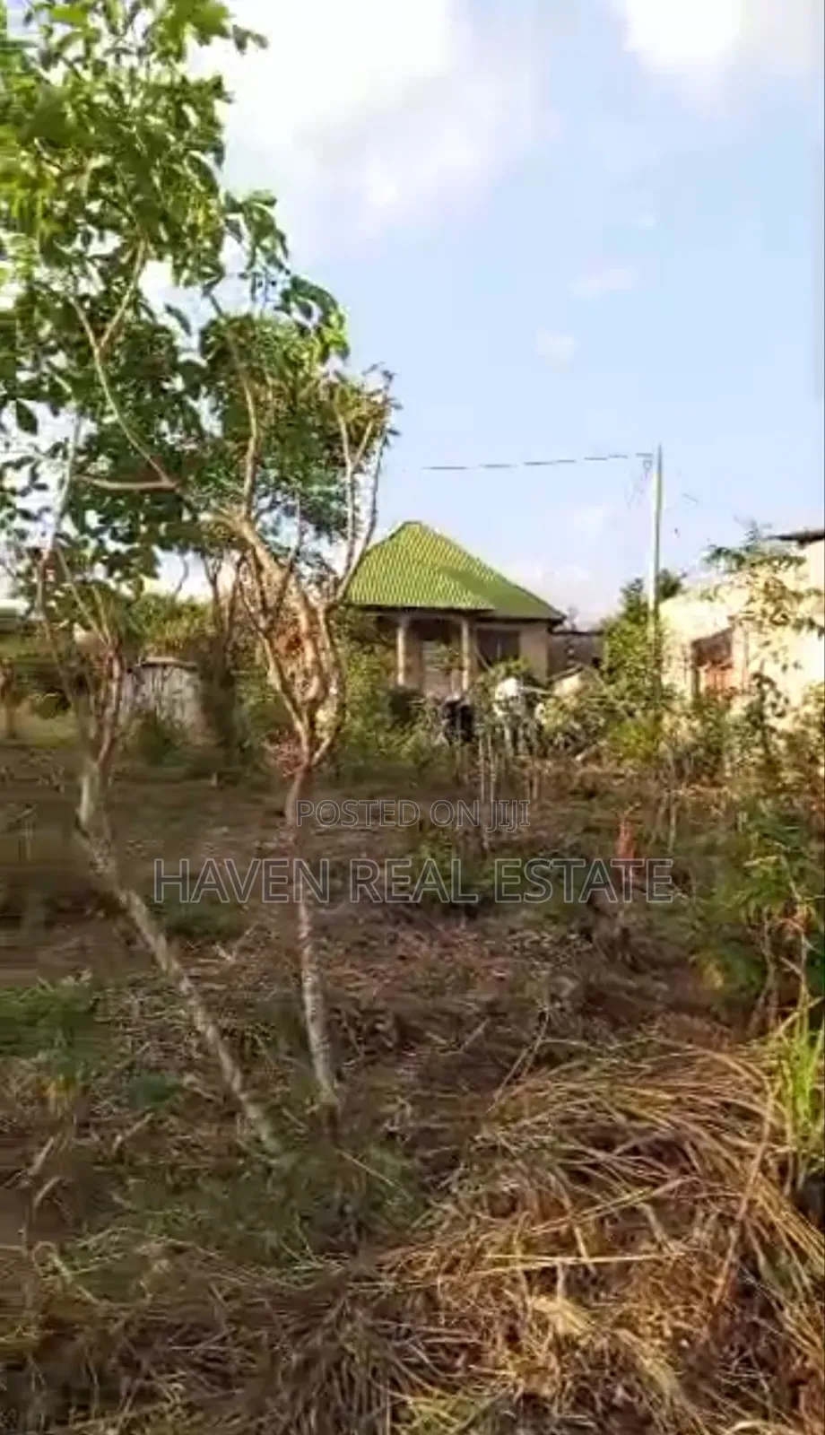 Kiwanja Kinauzwa Mbezi Msakuzi