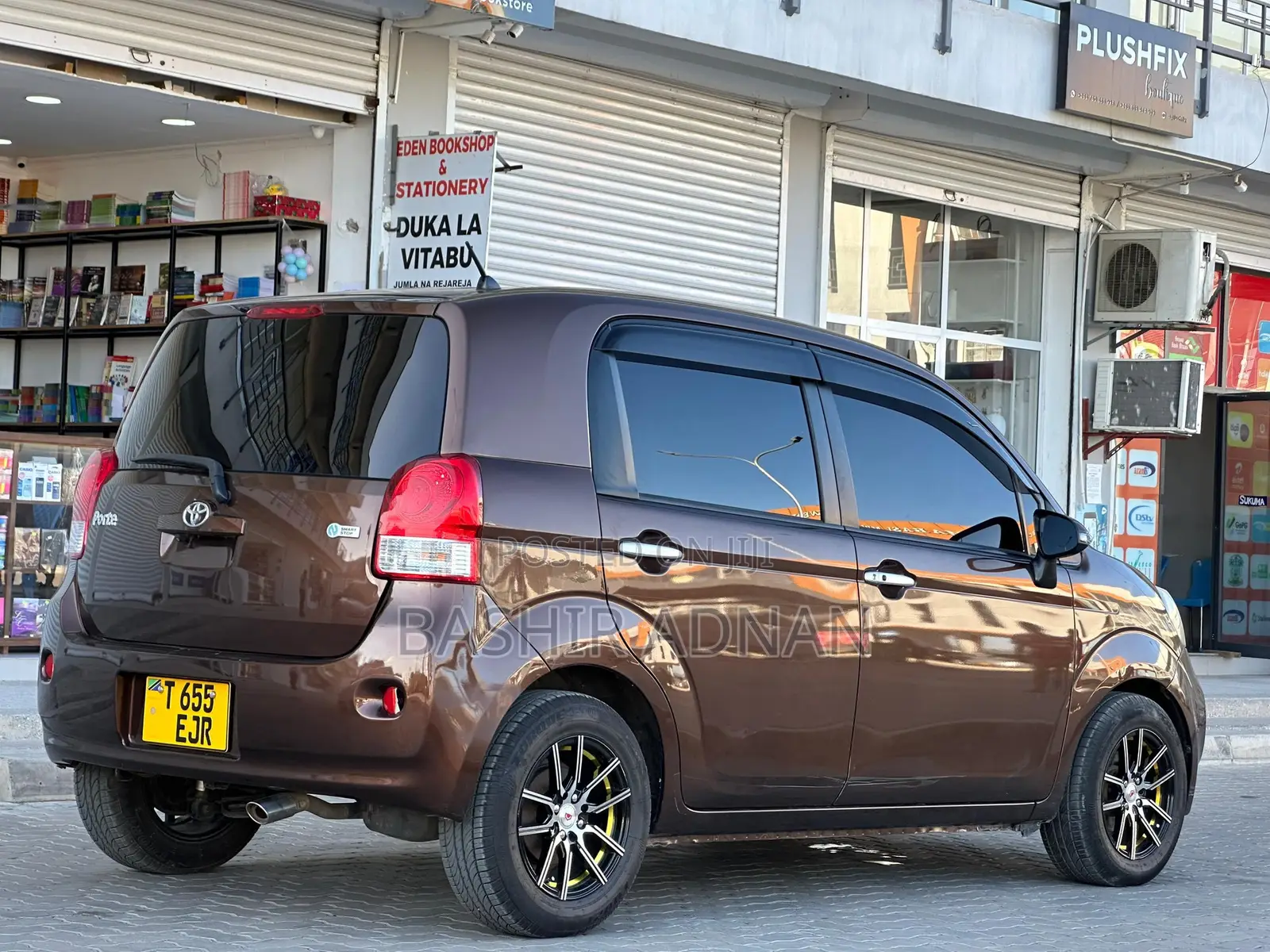 Toyota Porte 1.5 FWD 2014 Brown