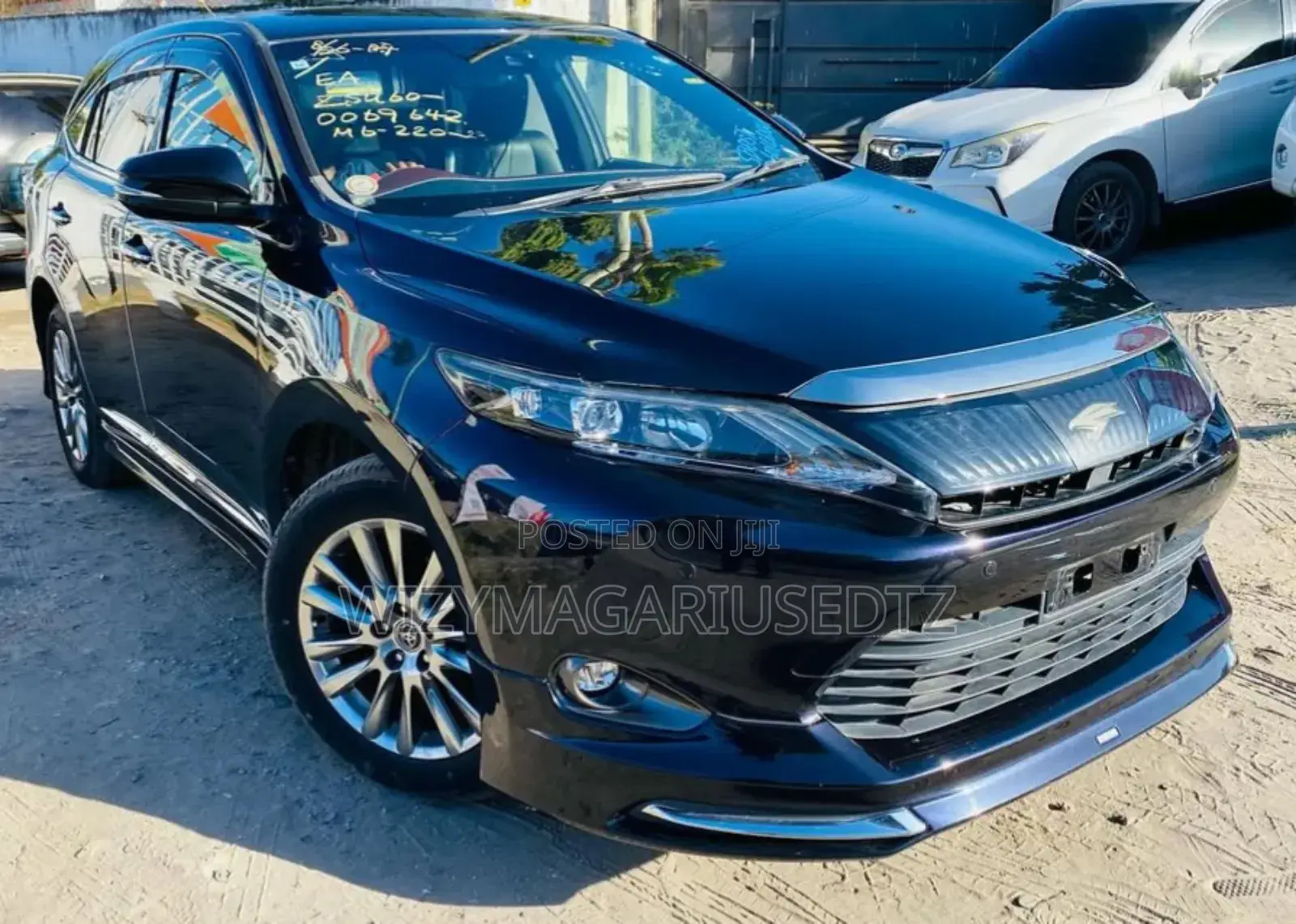 Toyota Harrier 2.0 2015 Purple
