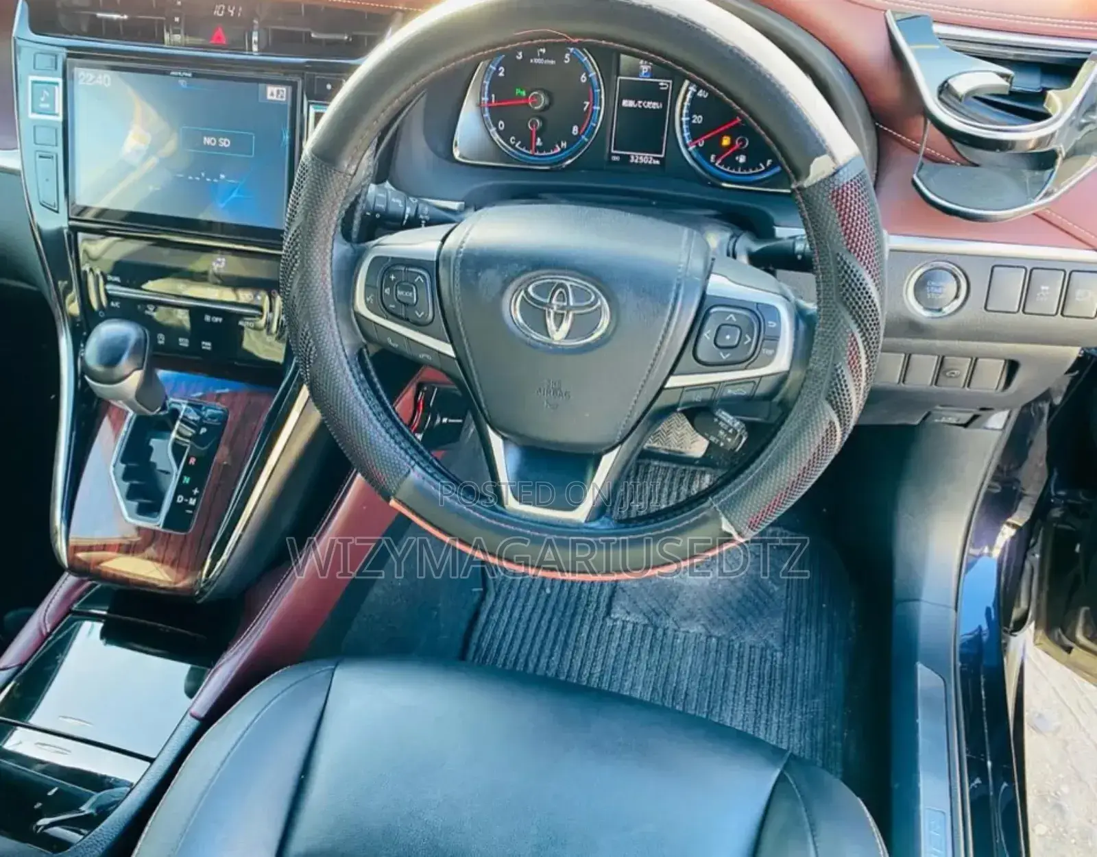 Toyota Harrier 2.0 2015 Purple