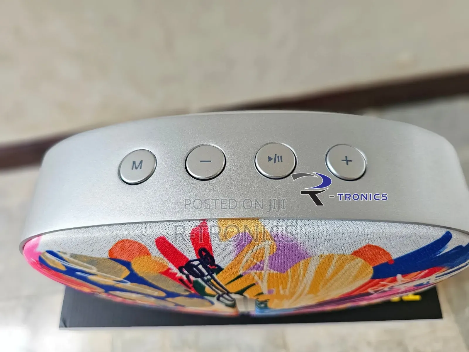 W-King T8 Ii Is a Portable Bluetooth Speaker