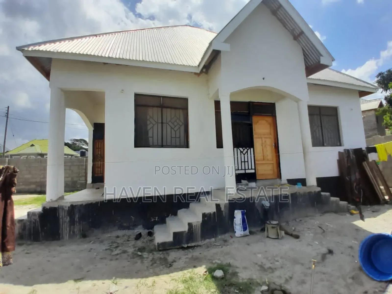 3bdrm House in Mbezi for sale