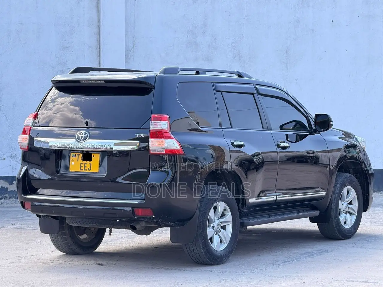 Toyota Land Cruiser Prado 2016 Black