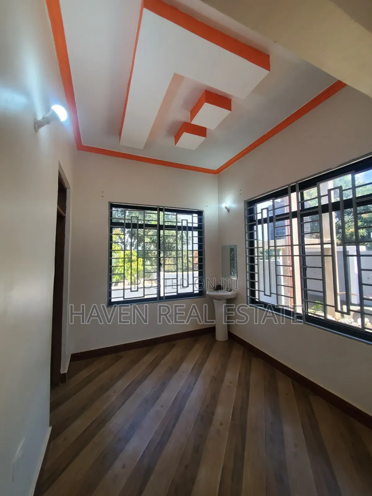 3bdrm House in Goba for sale