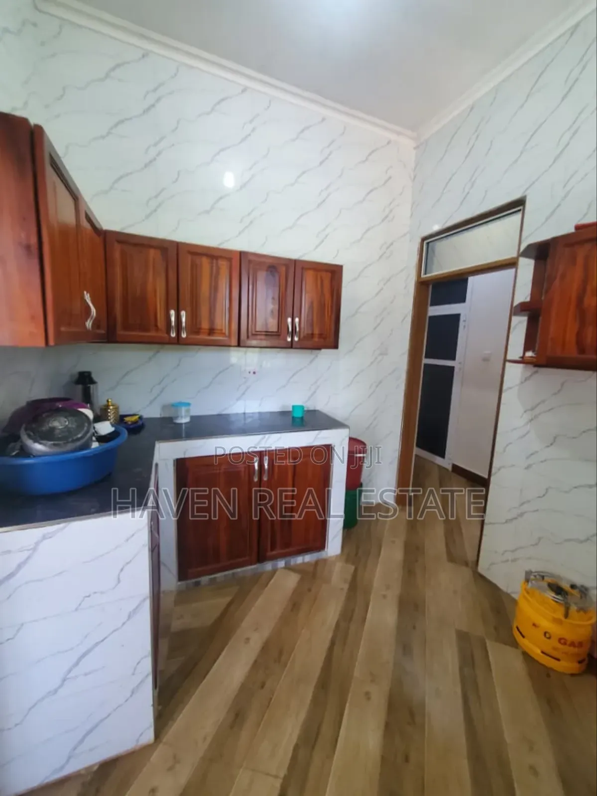 3bdrm House in Goba for sale