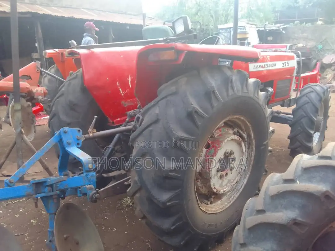 Massey Ferguson 375 4wd