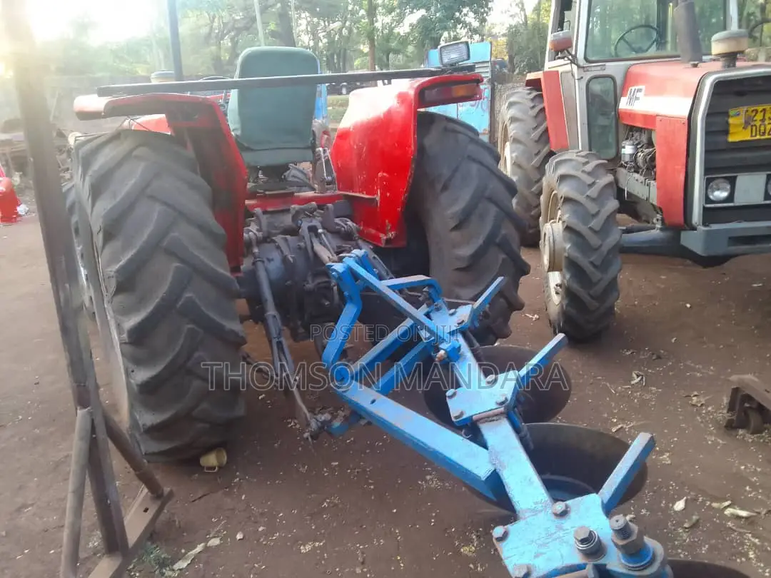 Massey Ferguson 375 4wd