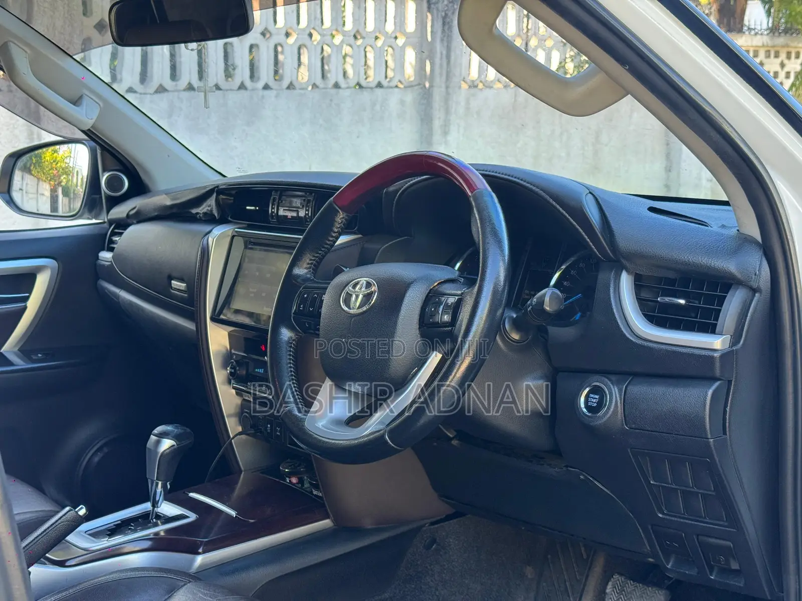 Toyota Fortuner 2.8 D RWD 2016 Pearl