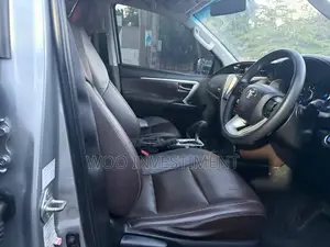 Toyota Fortuner 2017 Silver