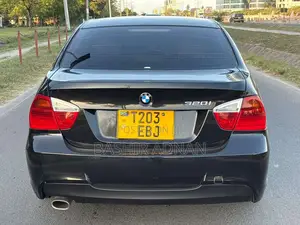 BMW 3 Series 320i RWD 2006 Black