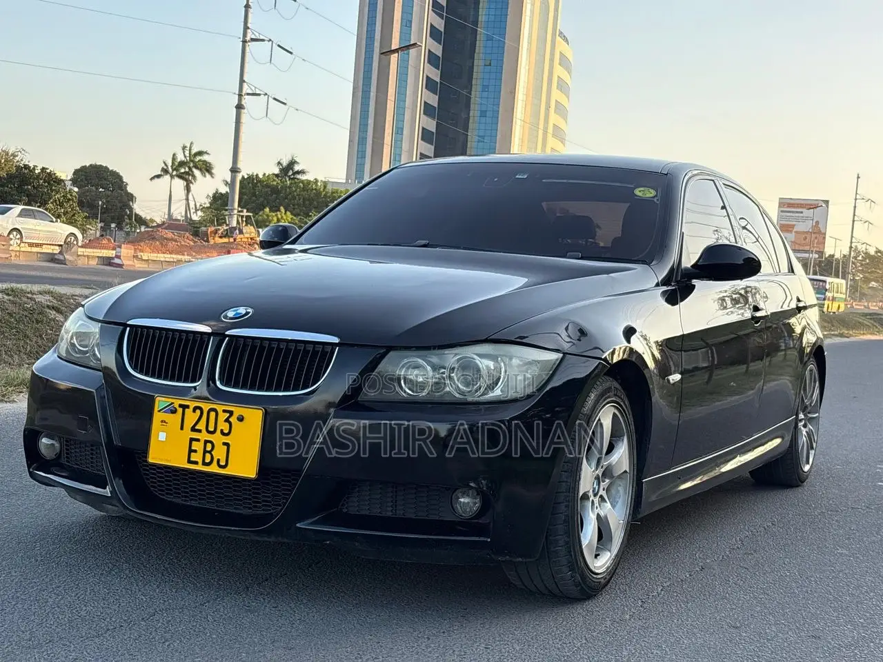 BMW 3 Series 320i RWD 2006 Black