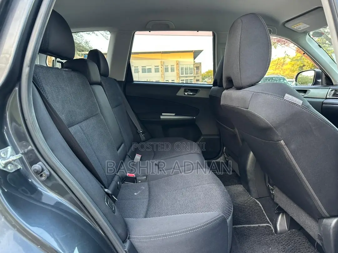 Subaru Forester 2012 Gray