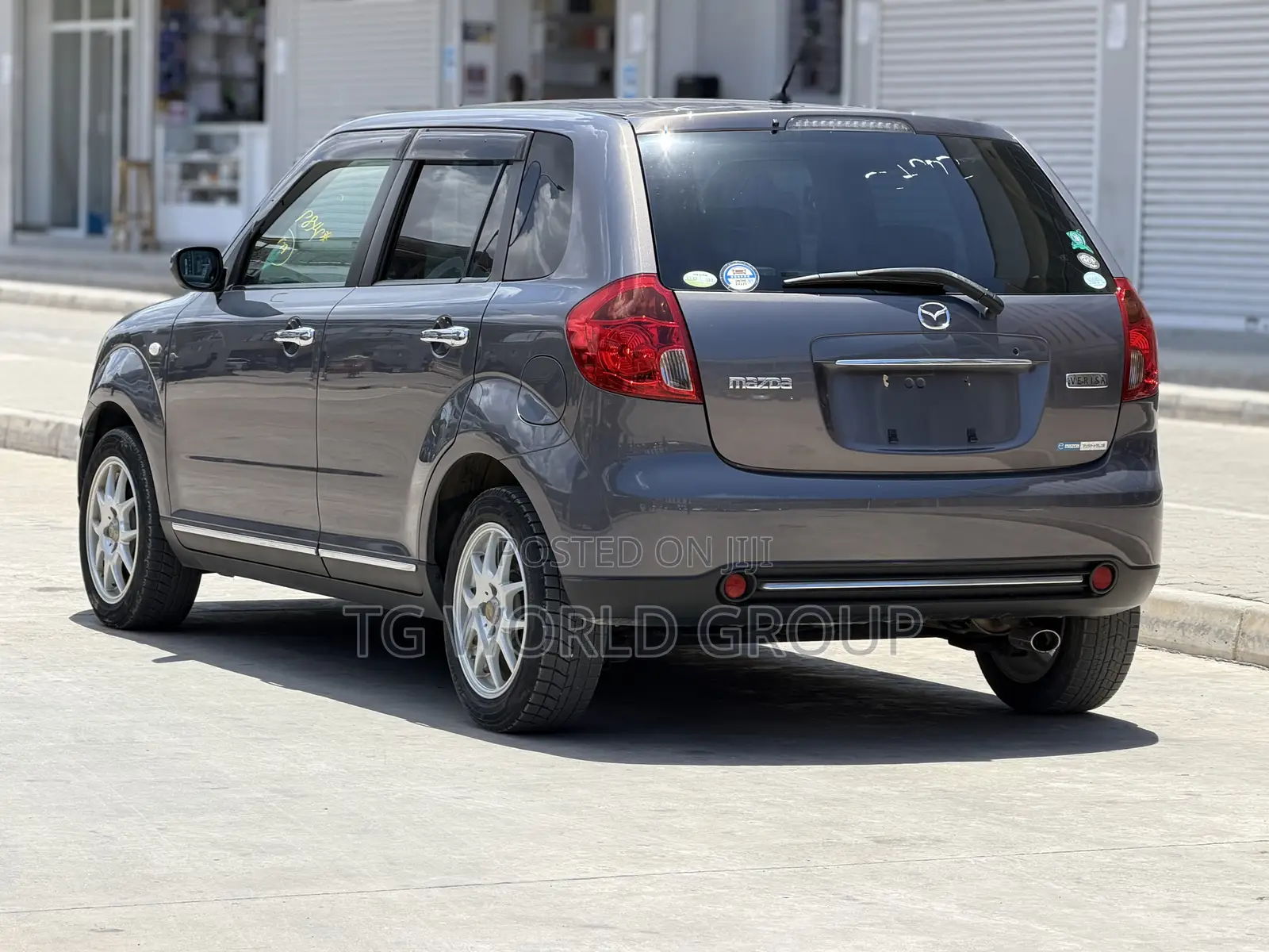 Mazda Verisa 2008 Gray