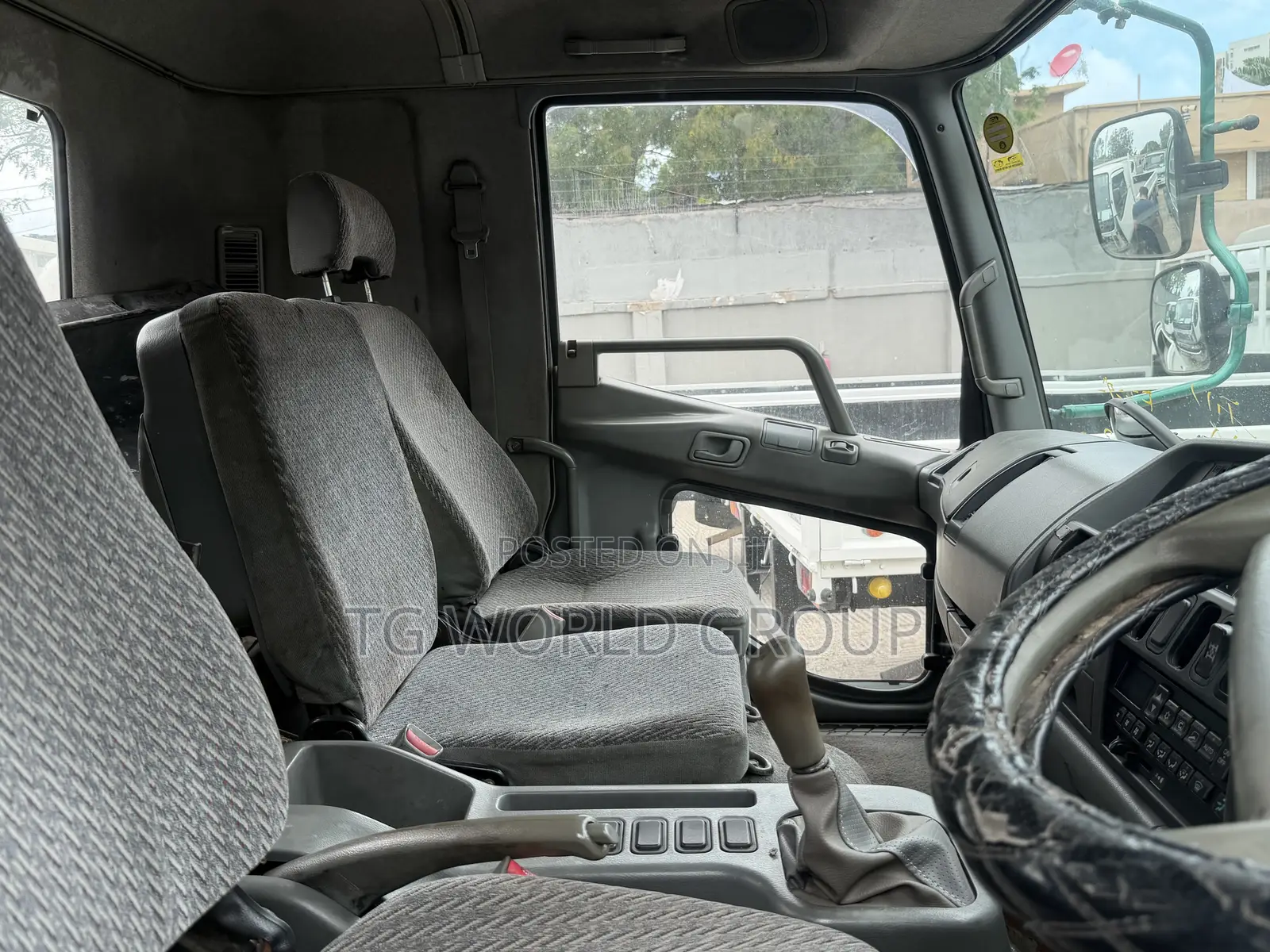 Fuso Fighter Truck Tandum - Double Diff 6d16 Turbo
