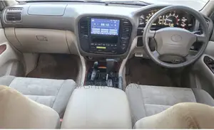 Toyota Land Cruiser HDJ 100 2000 Silver