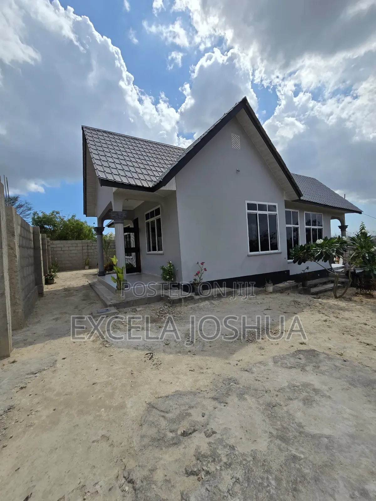 3bdrm House in Excela Joshua, Bunju for sale