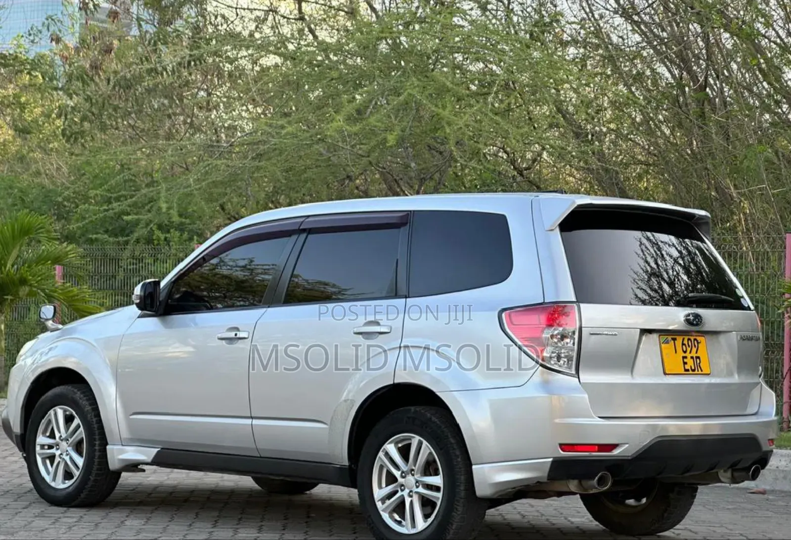 Subaru Forester 2011 Silver