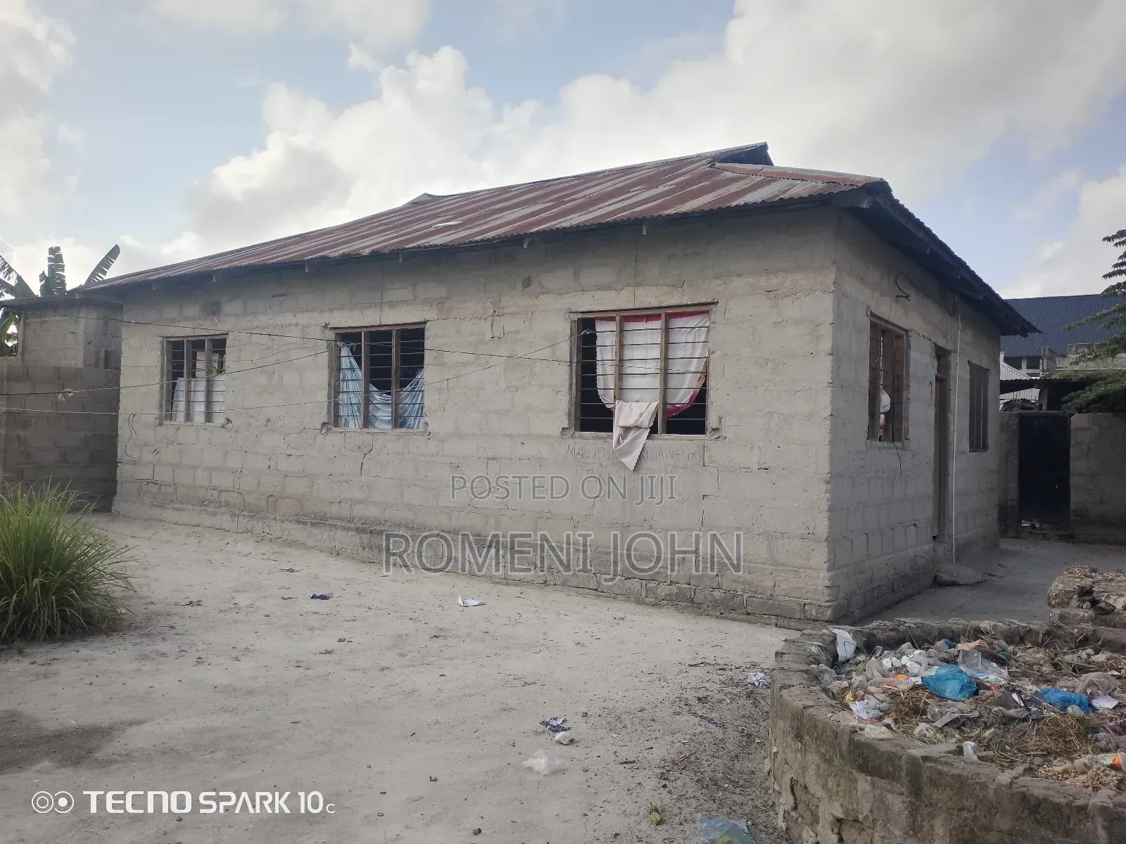 6bdrm House in Tanzania Daresalaam, Ilala for sale