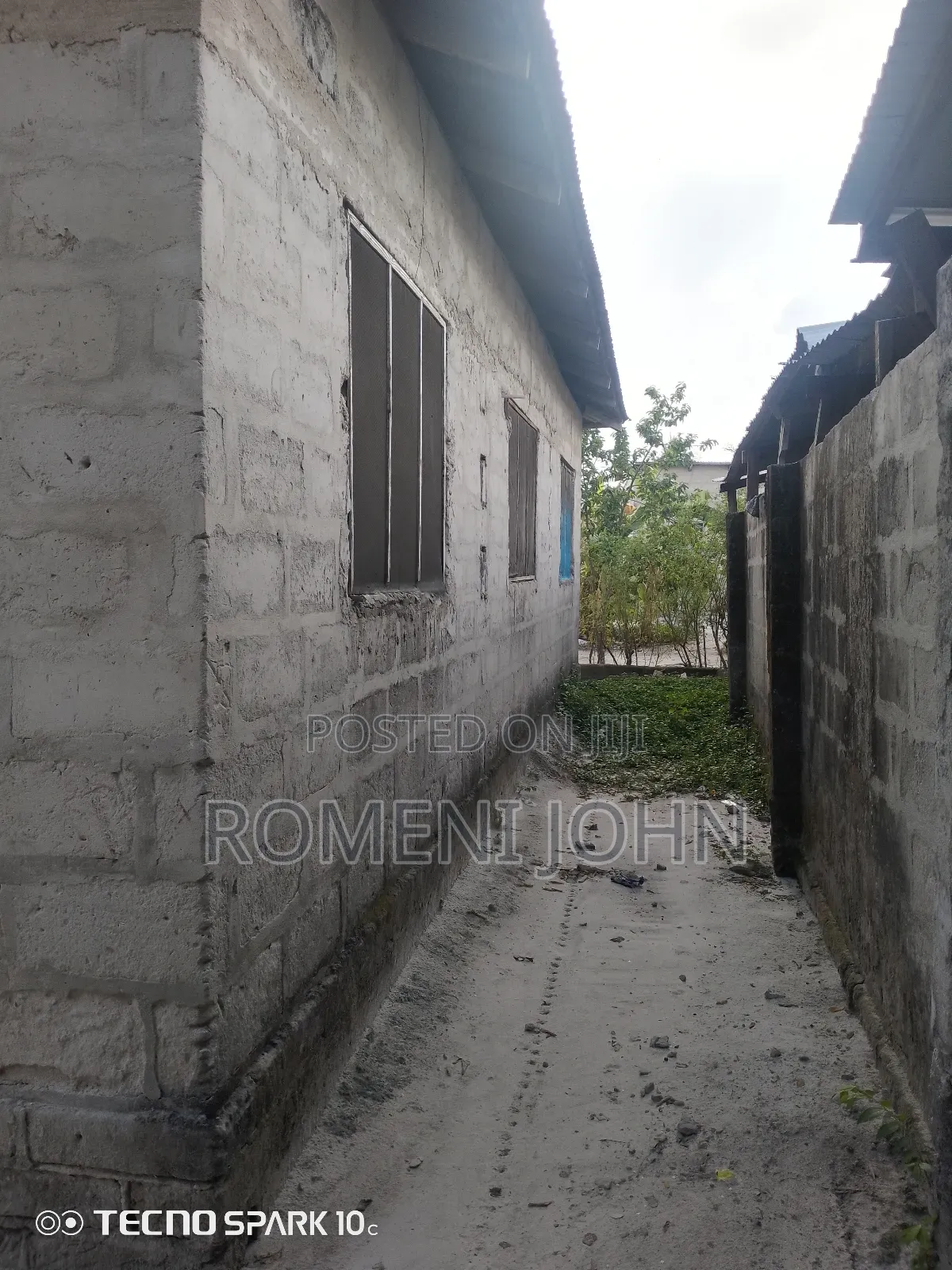 6bdrm House in Tanzania Daresalaam, Ilala for sale