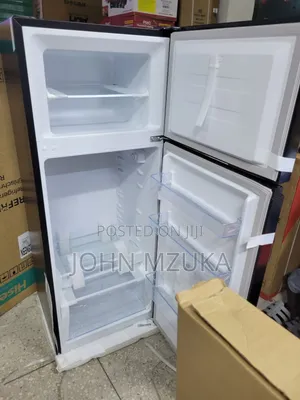 Hisense Black Liter 205, a Good One at Looking