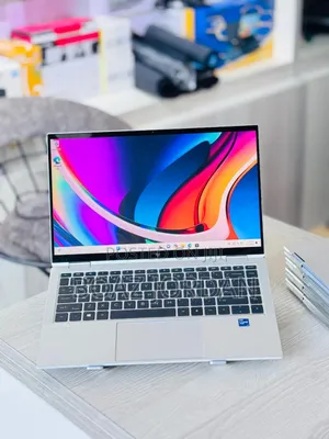 New Laptop HP EliteBook 1040 G8 16GB Intel Core I7 SSD 512GB