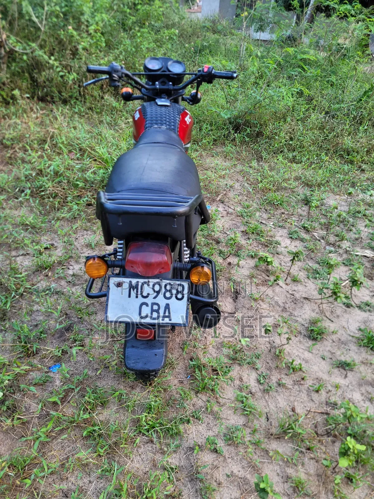 TVS HLX 125 2024 Red