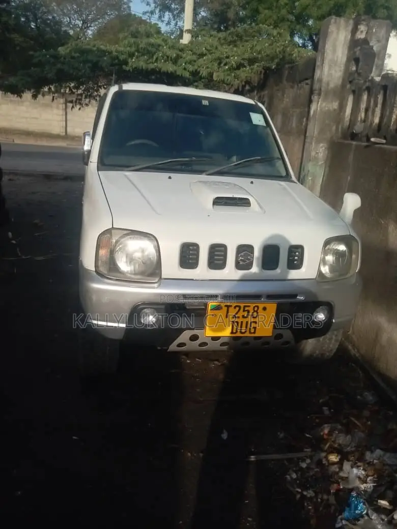 Suzuki Jimny 2005 White