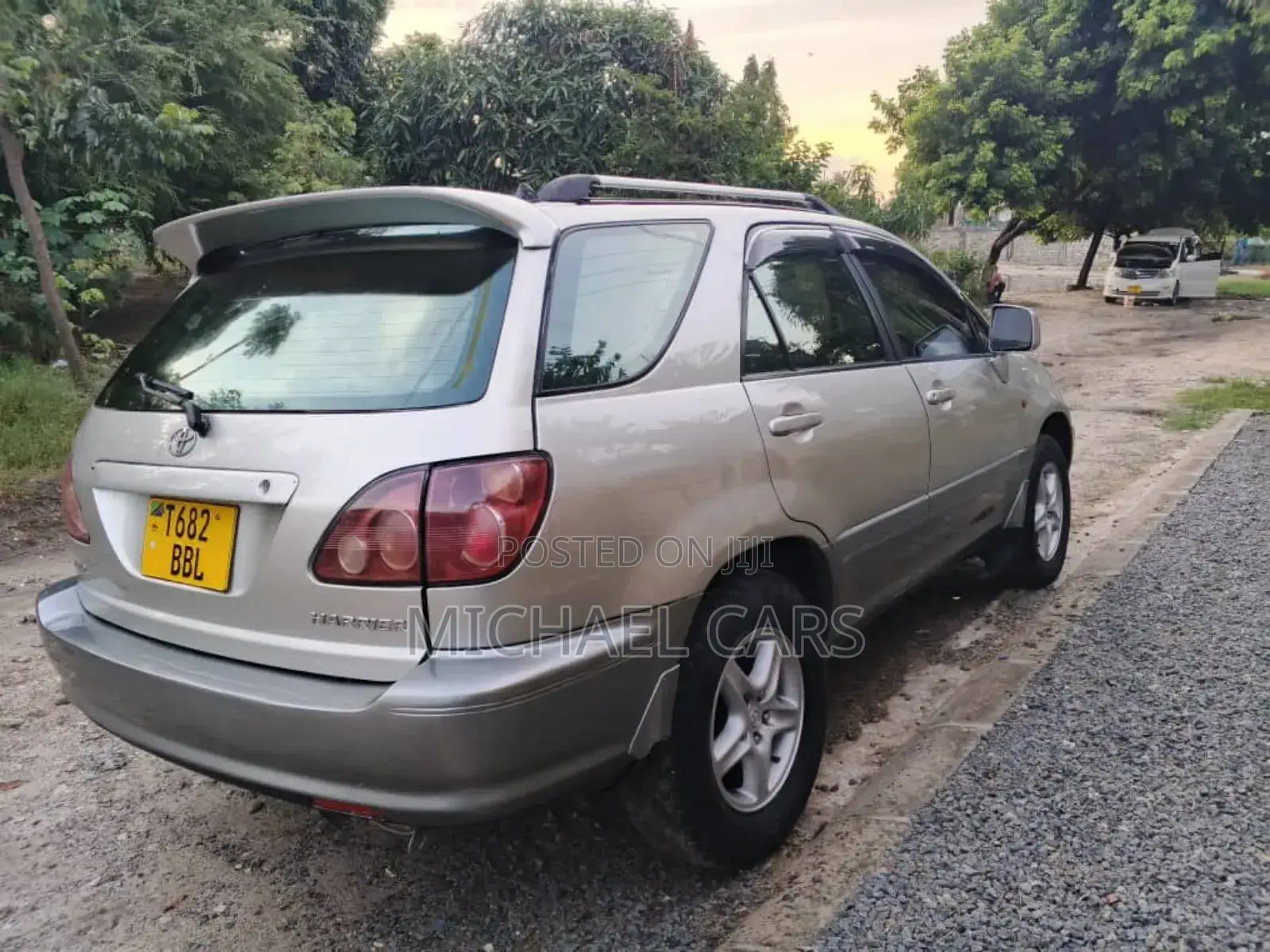 Toyota Harrier 2.2 16V 2001 Gray
